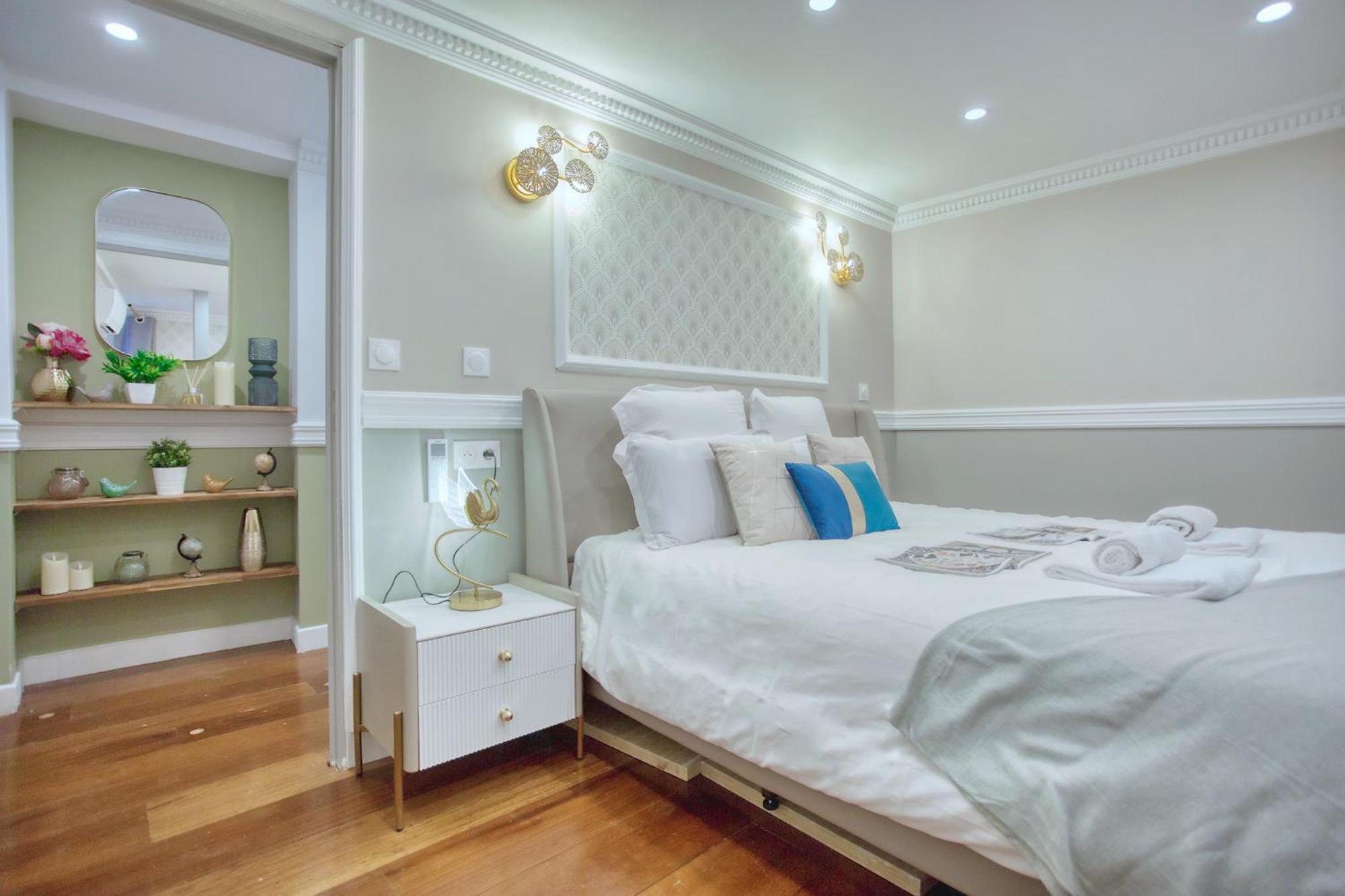 Elegant Triplex In Paris - Ideal For 10 - Aircon ภายนอก รูปภาพ