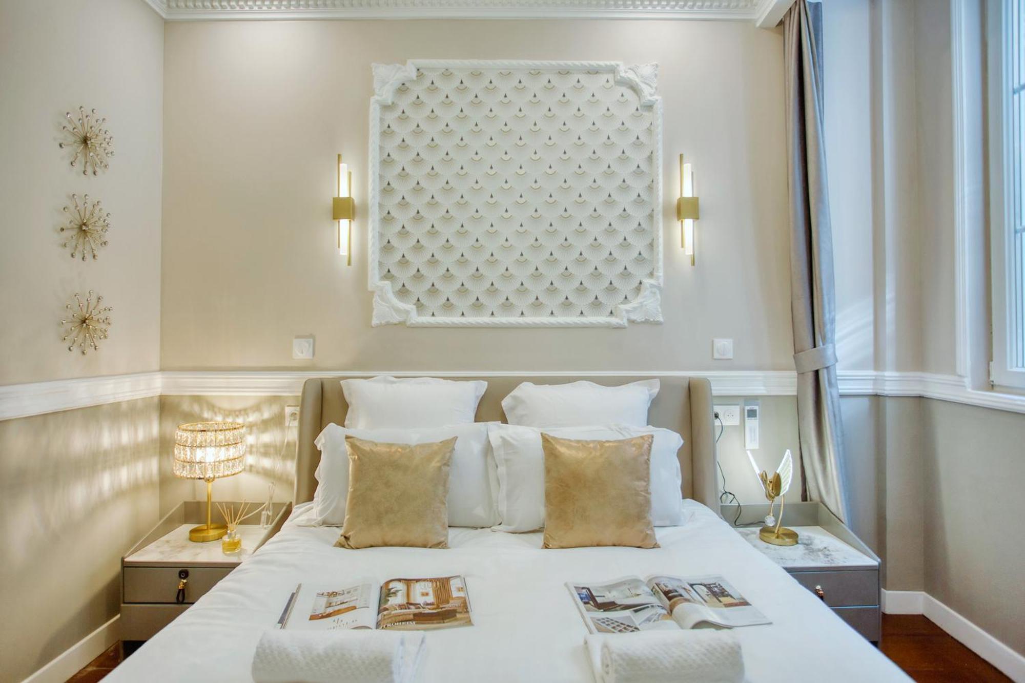 Elegant Triplex In Paris - Ideal For 10 - Aircon ภายนอก รูปภาพ