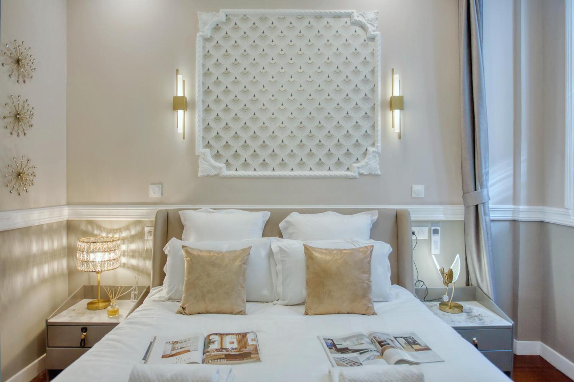 Elegant Triplex In Paris - Ideal For 10 - Aircon ภายนอก รูปภาพ